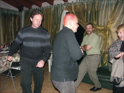 044