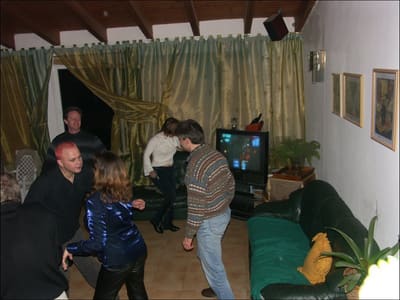 066