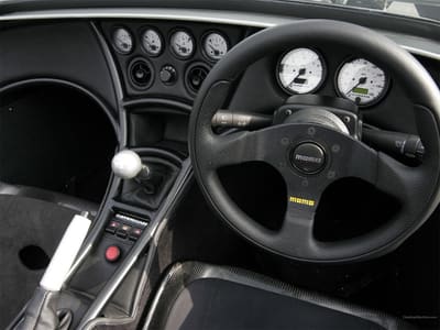 Мобиле — Caterham