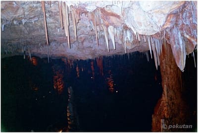 Cave02