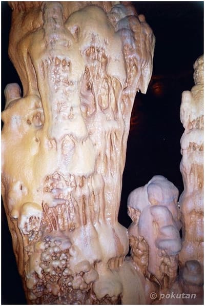 Cave03
